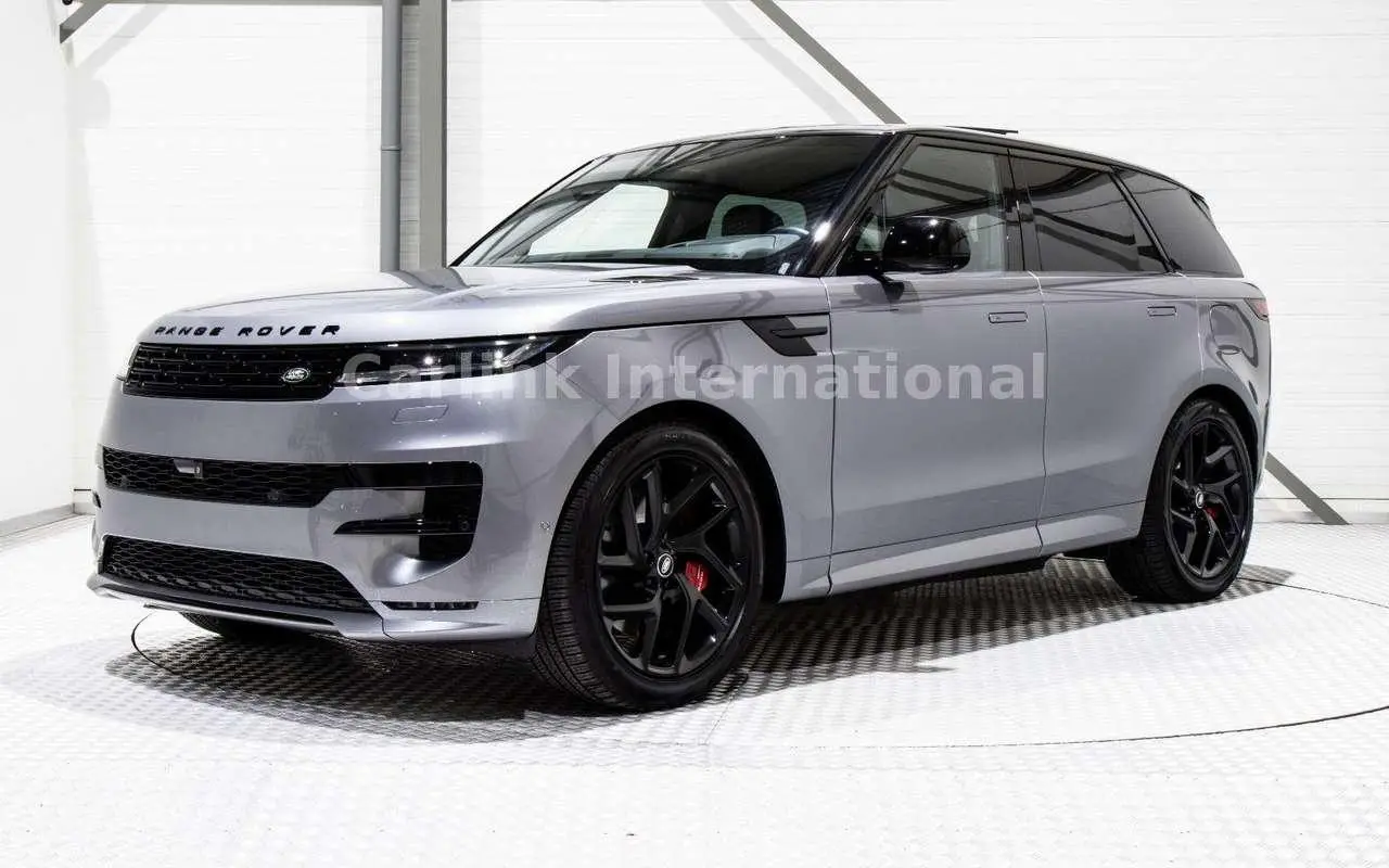 Photo 1 : Land Rover Range Rover Sport 2024 Hybrid