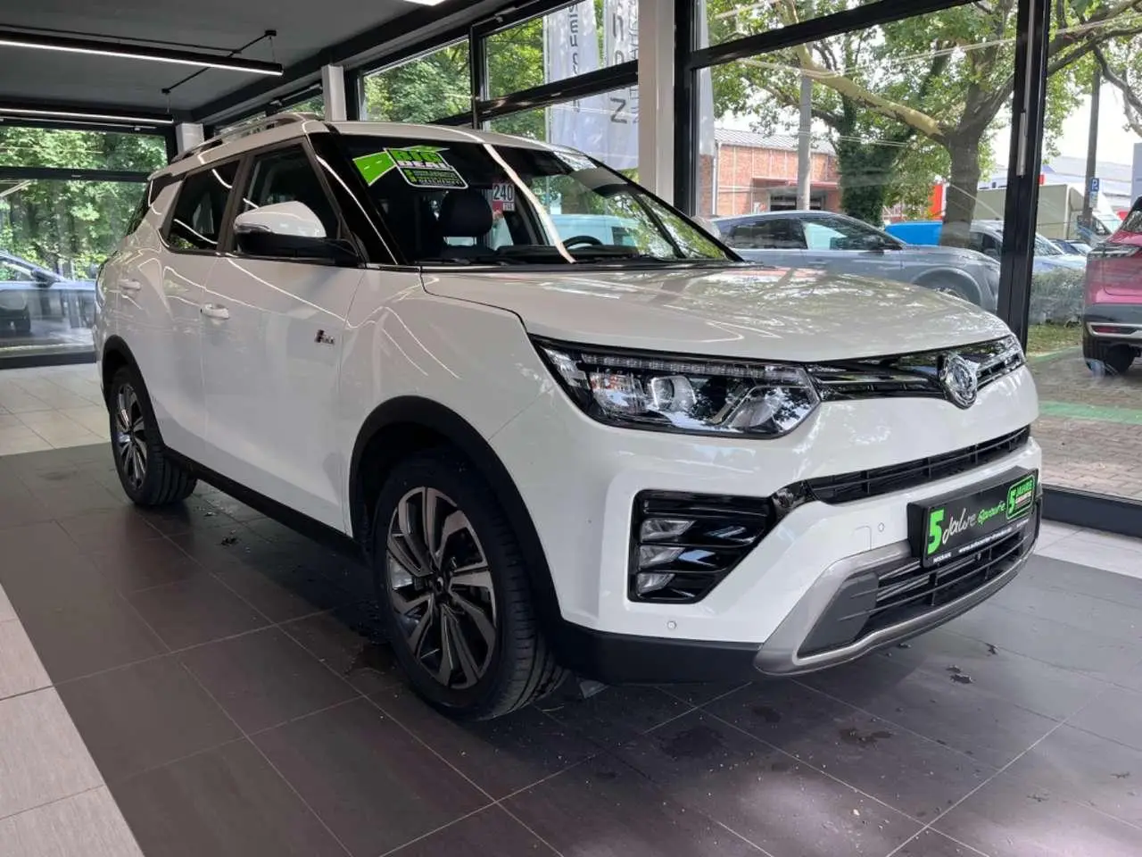 Photo 1 : Ssangyong Tivoli 2023 Essence