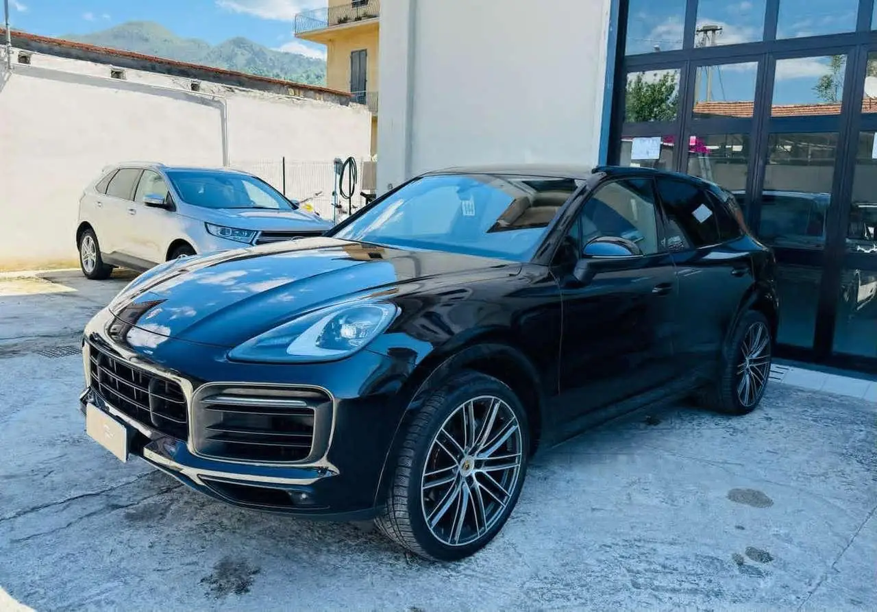 Photo 1 : Porsche Cayenne 2020 Essence