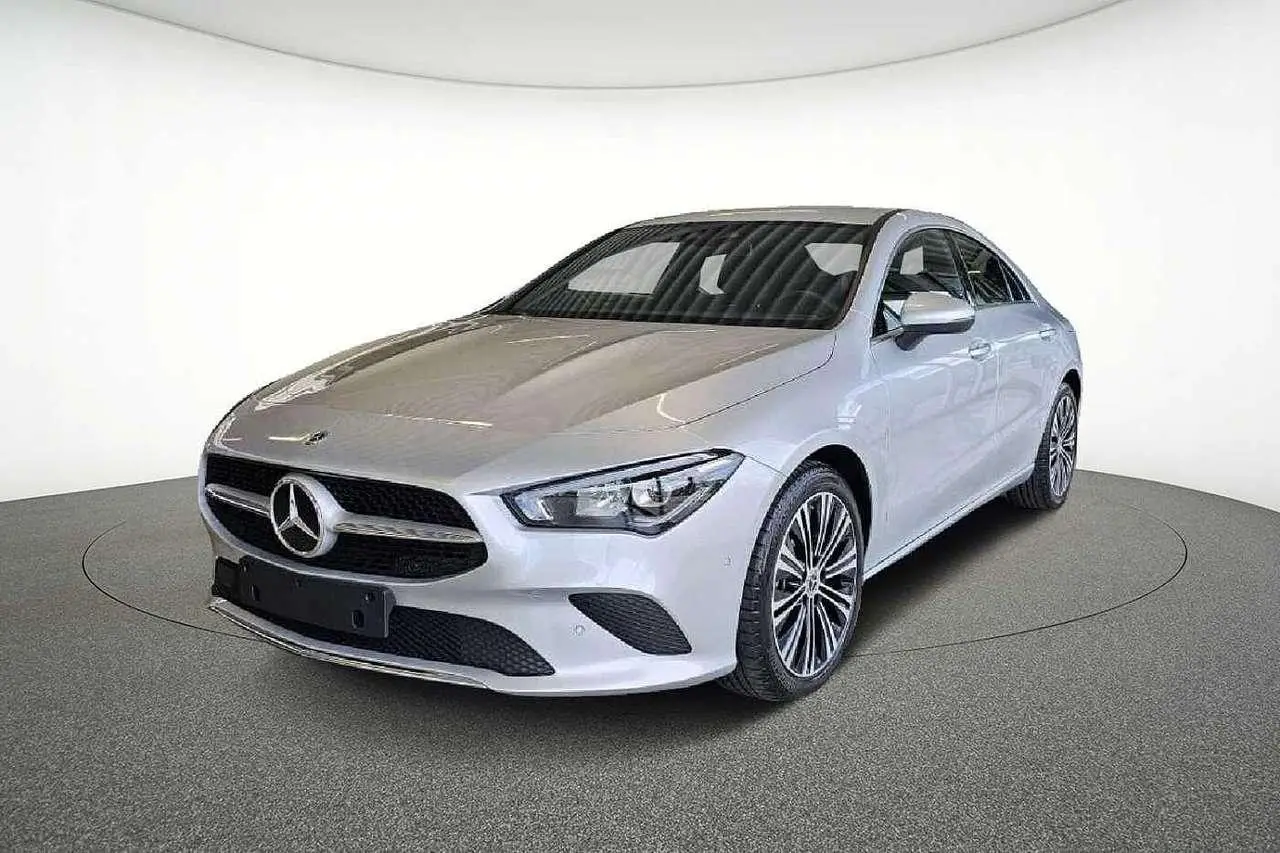 Photo 1 : Mercedes-benz Classe Cla 2023 Petrol