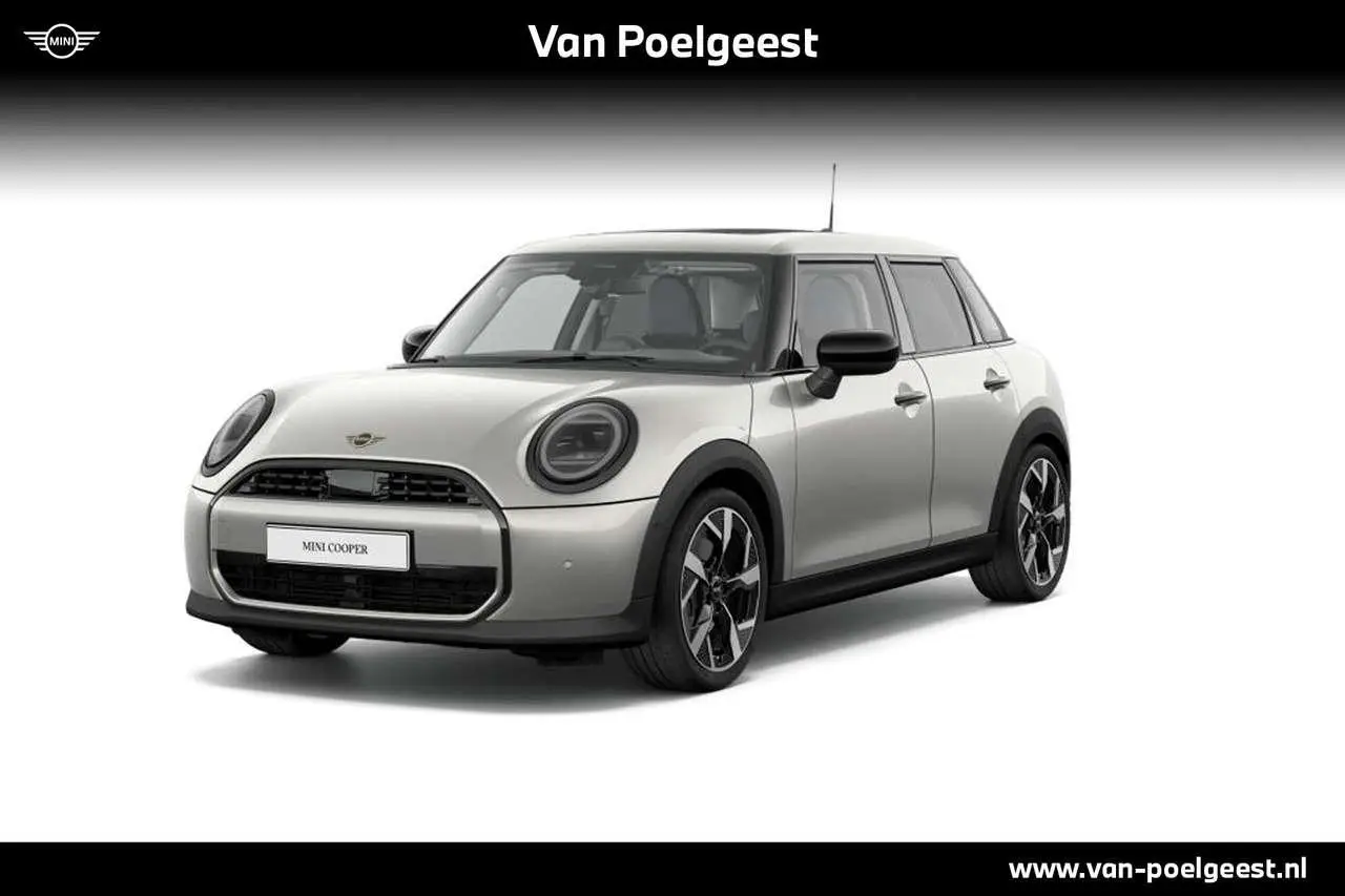 Photo 1 : Mini Cooper 2024 Petrol