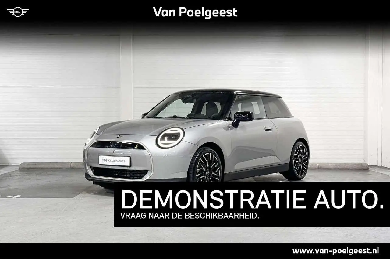 Photo 1 : Mini Cooper 2024 Electric