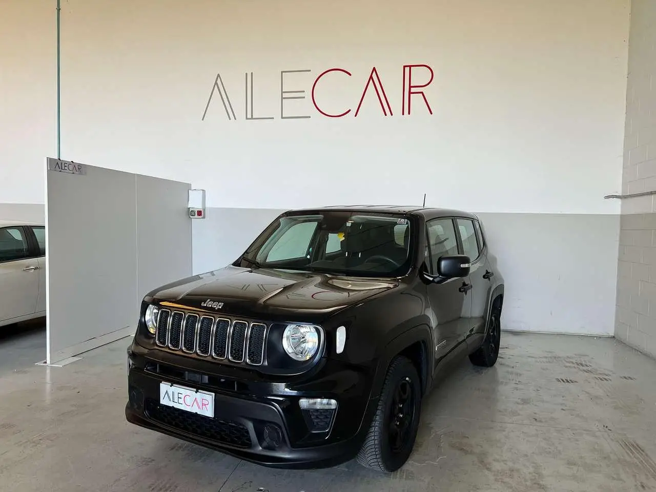 Photo 1 : Jeep Renegade 2018 Petrol