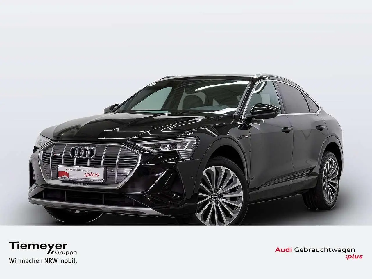 Photo 1 : Audi E-tron 2022 Électrique