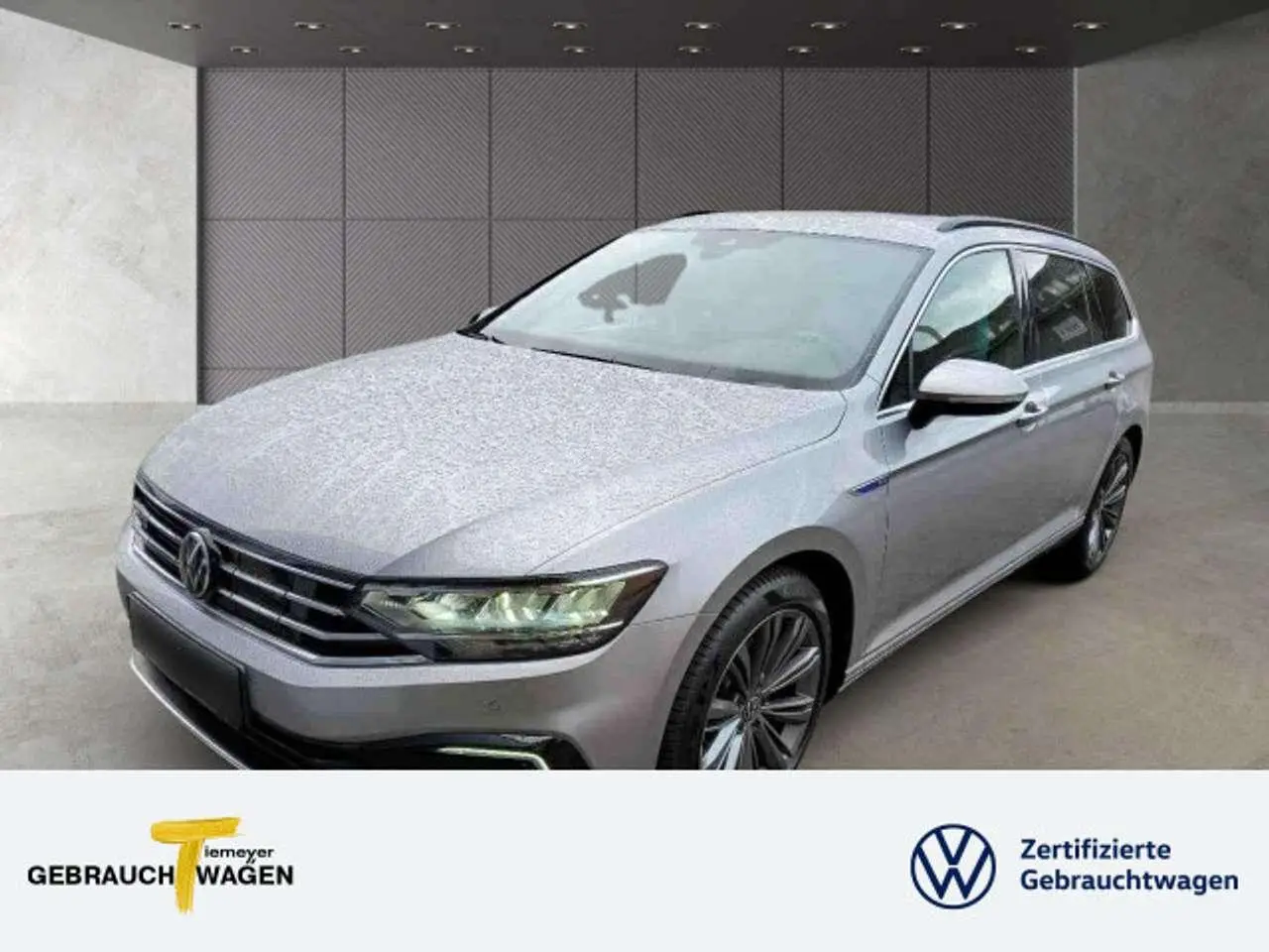 Photo 1 : Volkswagen Passat 2021 Hybrid