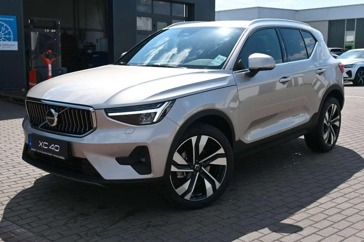 Photo 1 : Volvo Xc40 2023 Essence