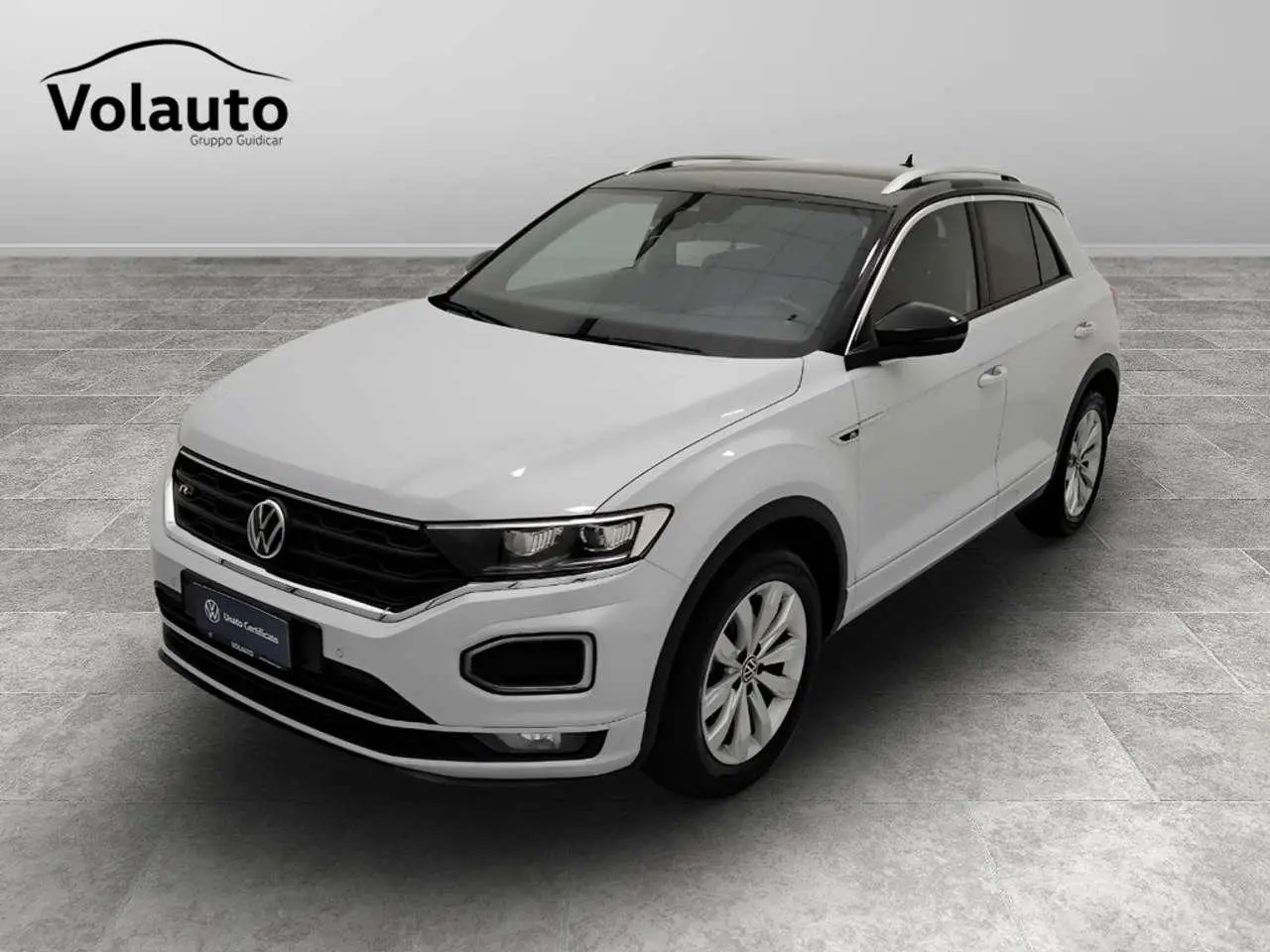 Photo 1 : Volkswagen T-roc 2021 Essence