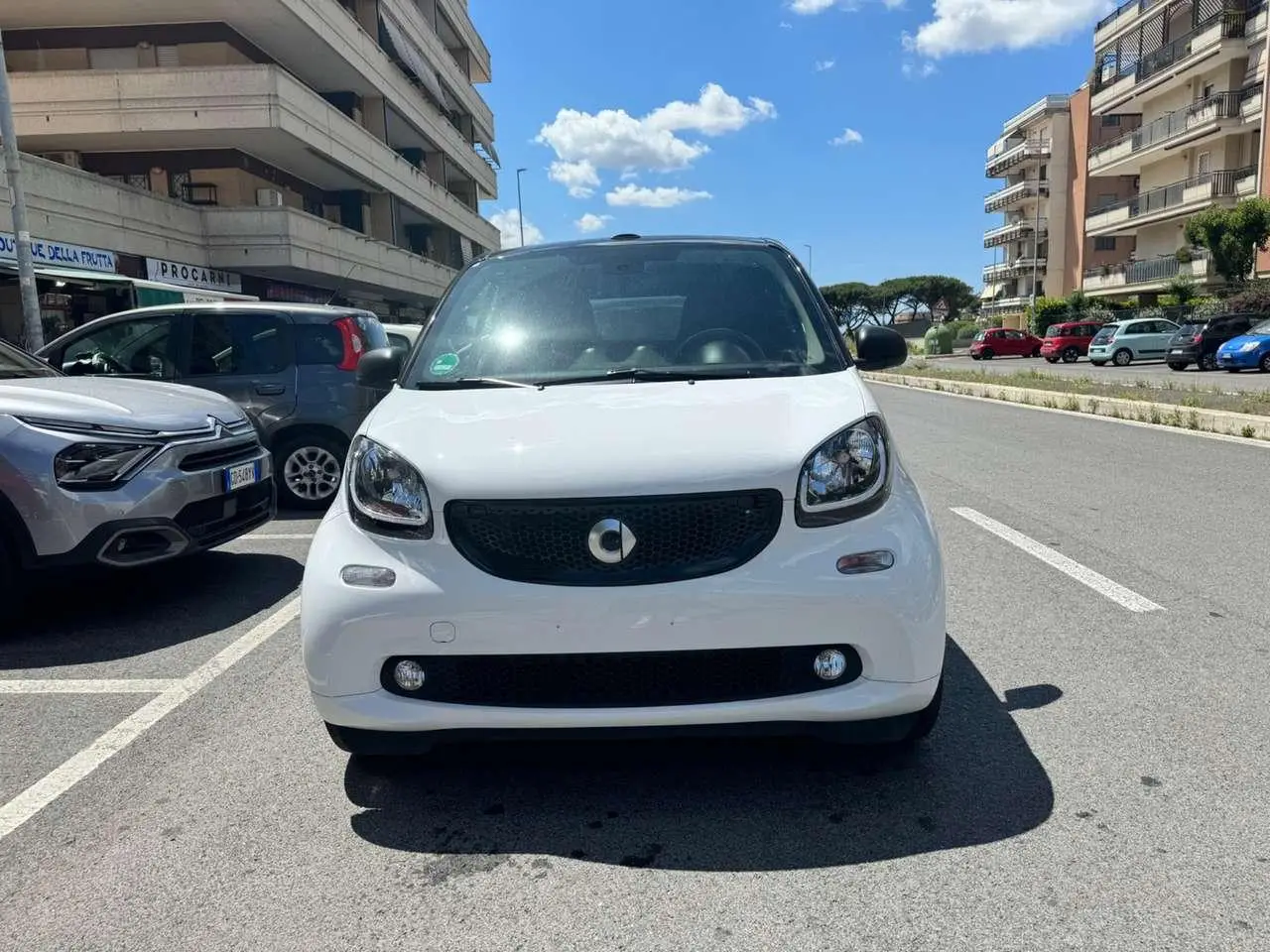 Photo 1 : Smart Fortwo 2019 Petrol