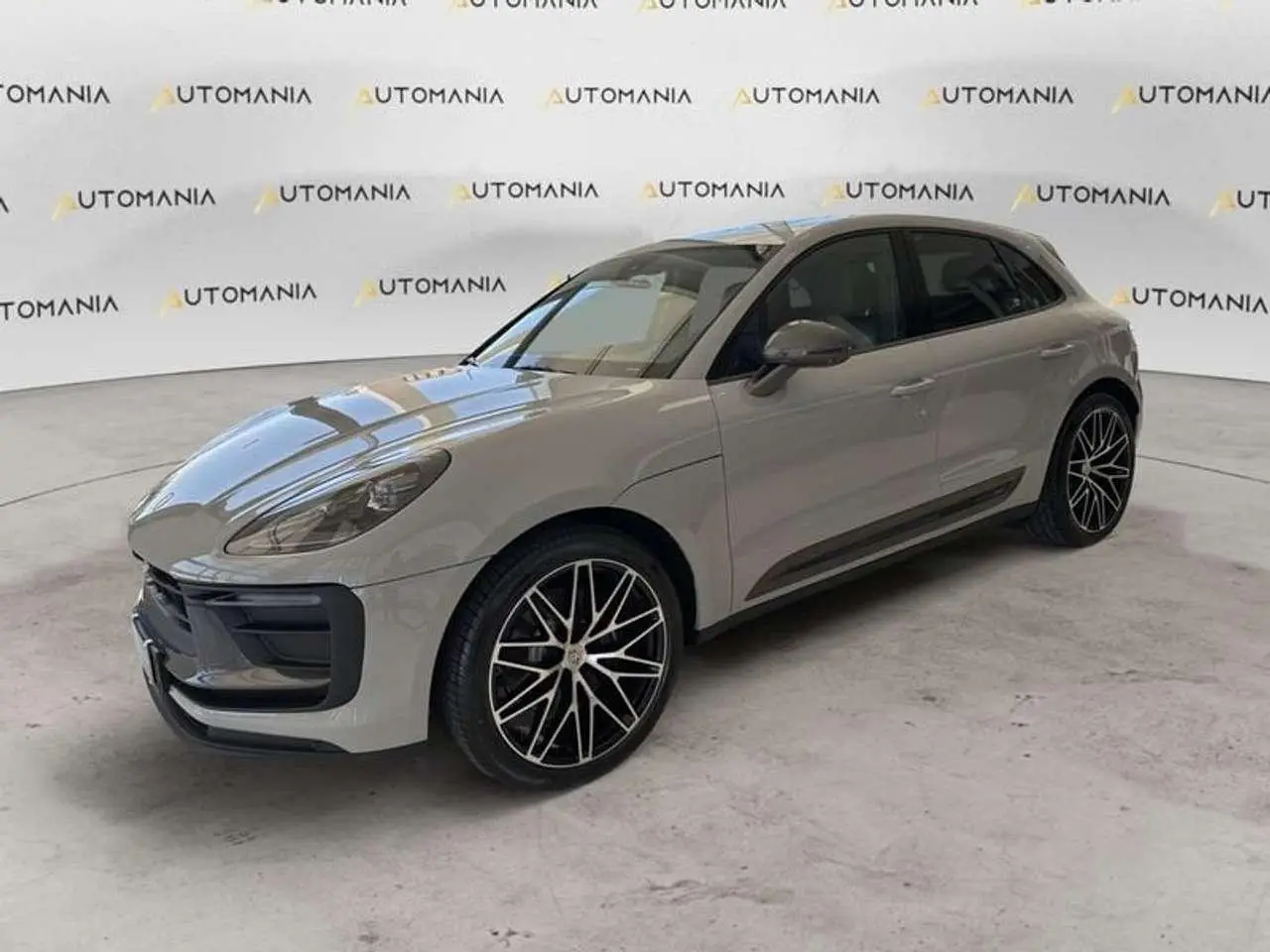 Photo 1 : Porsche Macan 2024 Petrol