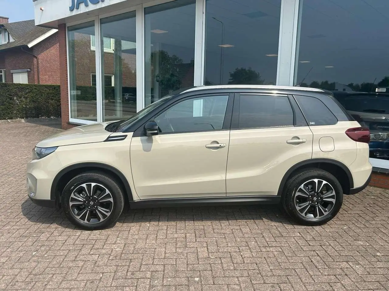 Photo 1 : Suzuki Vitara 2023 Essence