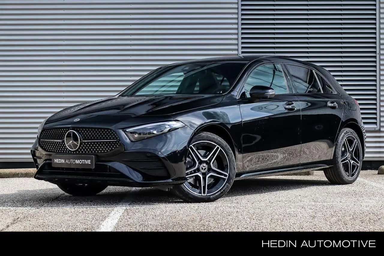 Photo 1 : Mercedes-benz Classe A 2024 Hybride