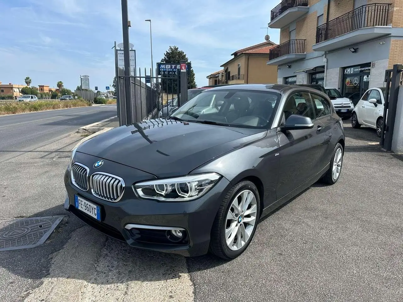 Photo 1 : Bmw Serie 1 2016 Diesel