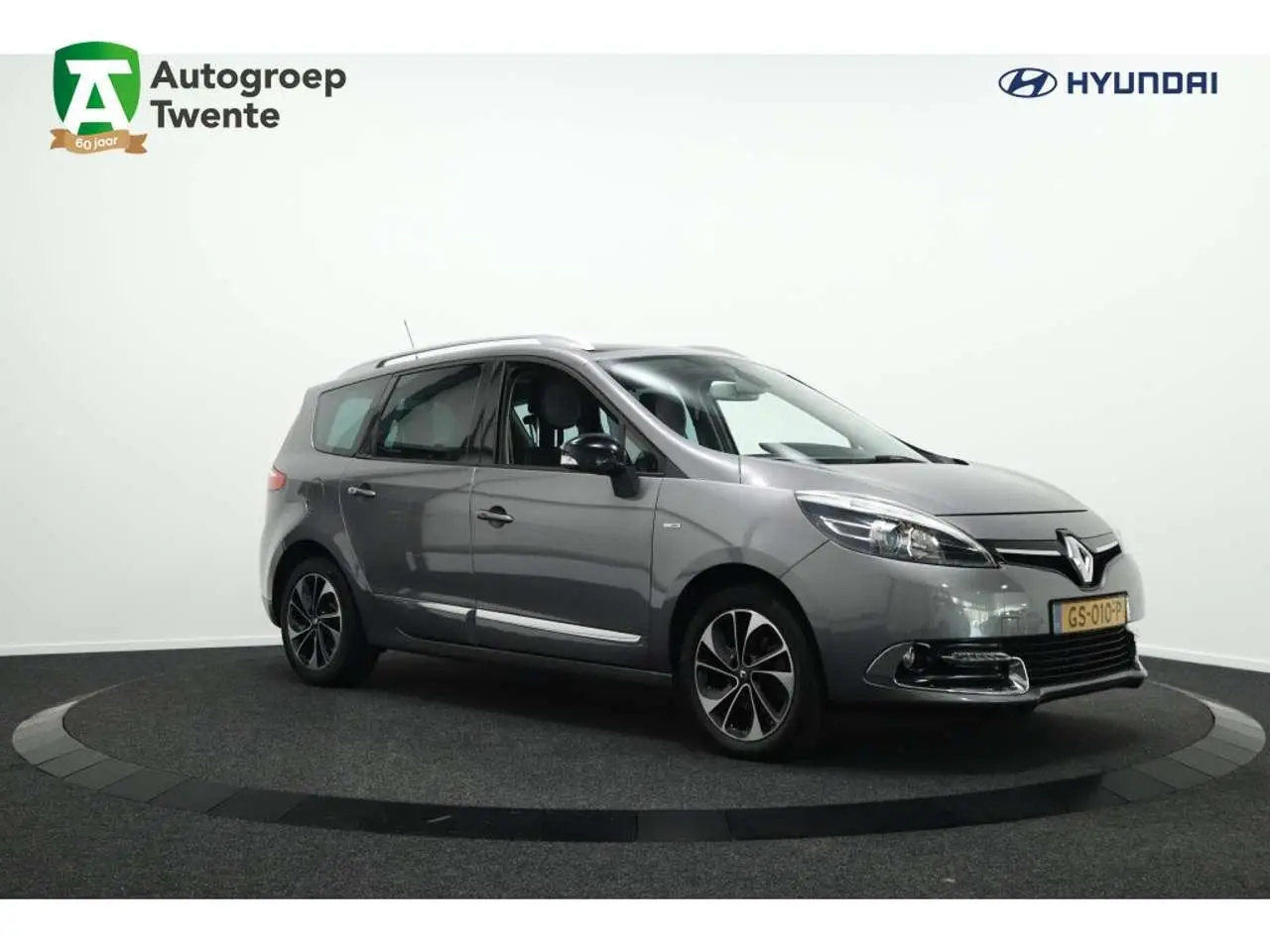 Photo 1 : Renault Grand Scenic 2015 Essence