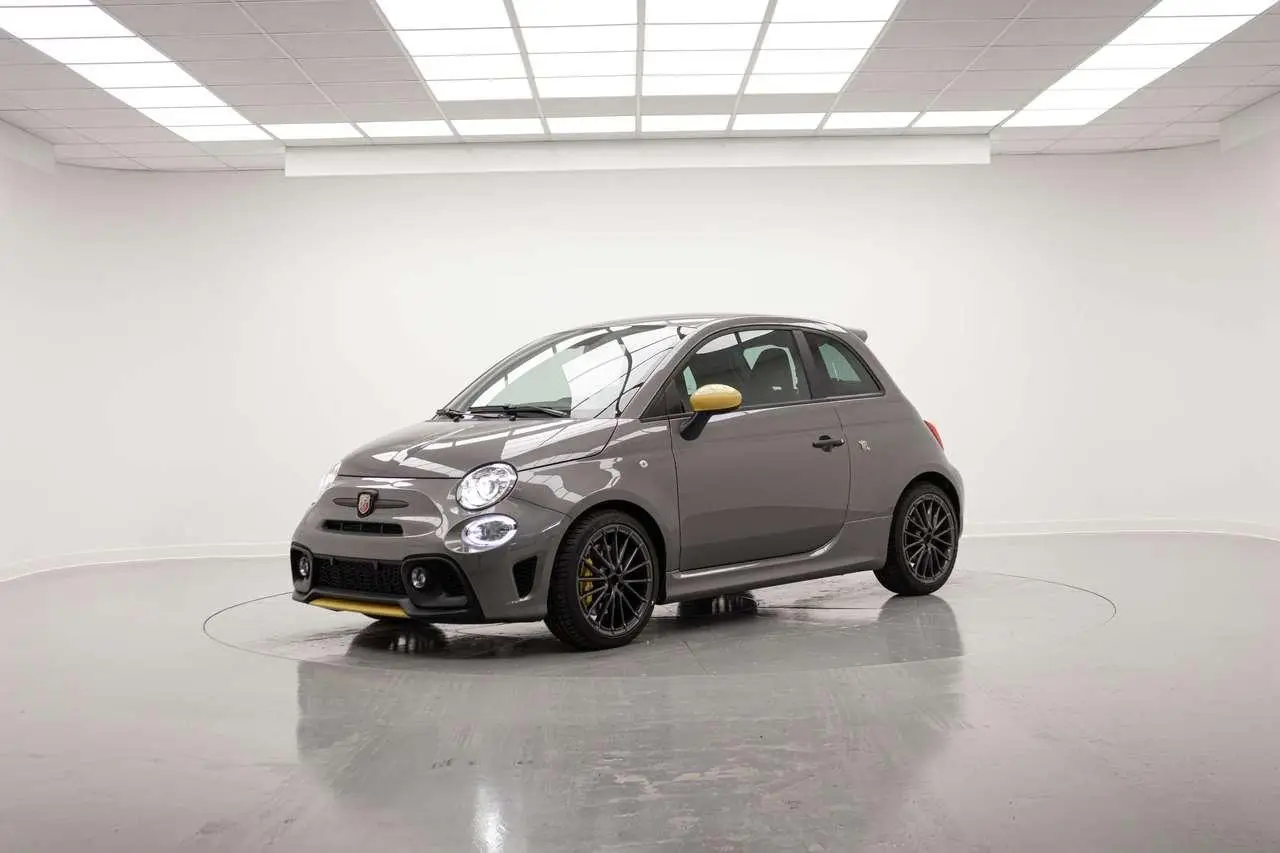 Photo 1 : Abarth 695 2024 Essence