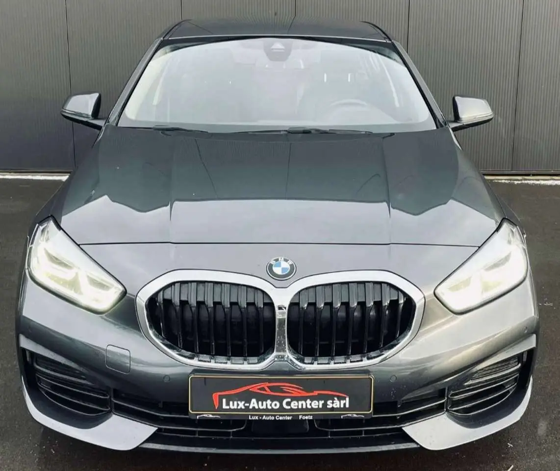 Photo 1 : Bmw Serie 1 2019 Diesel