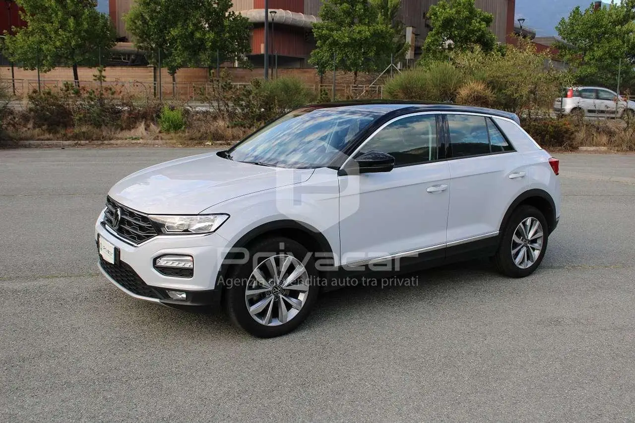 Photo 1 : Volkswagen T-roc 2022 Petrol