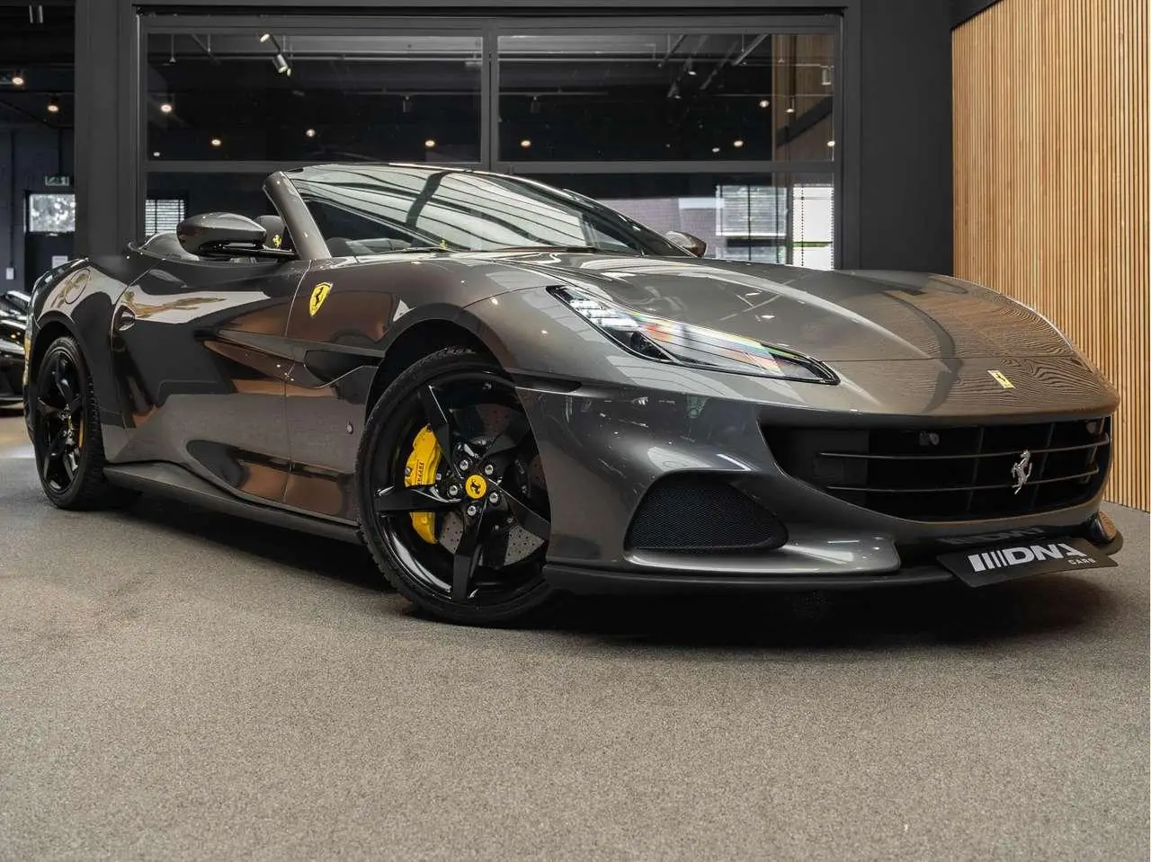 Photo 1 : Ferrari Portofino 2023 Essence