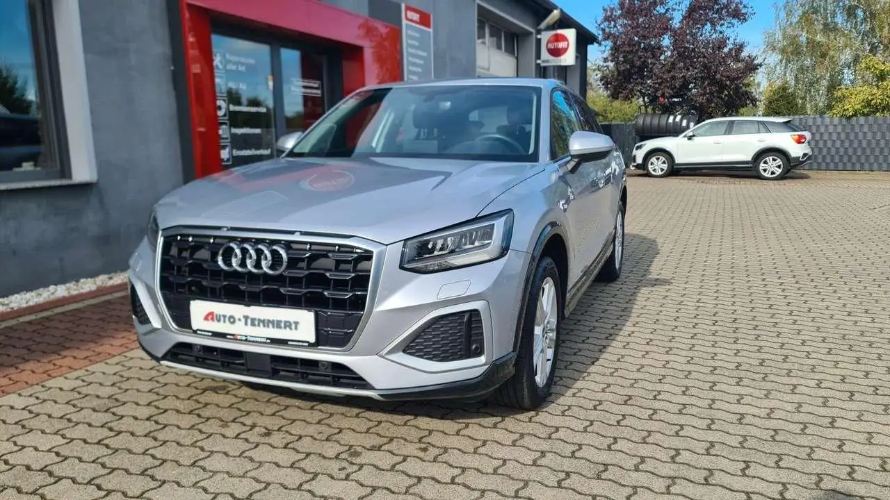 Photo 1 : Audi Q2 2021 Essence