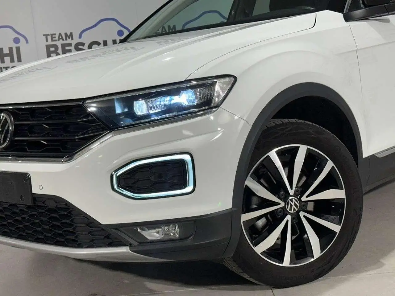 Photo 1 : Volkswagen T-roc 2021 Petrol