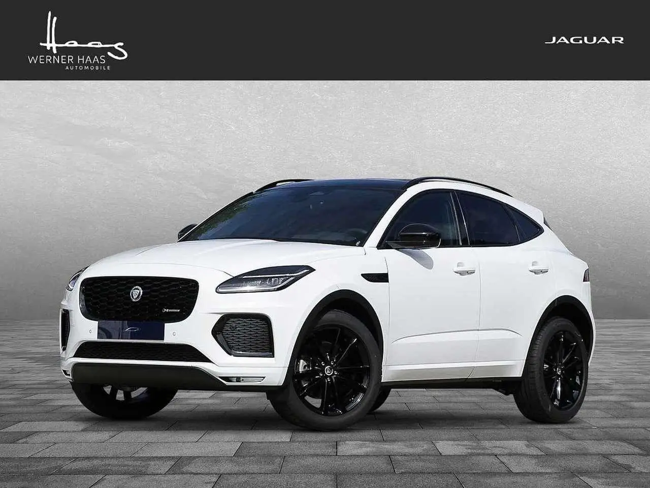 Photo 1 : Jaguar E-pace 2024 Petrol