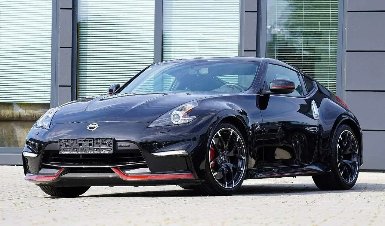 Photo 1 : Nissan 370z 2015 Petrol