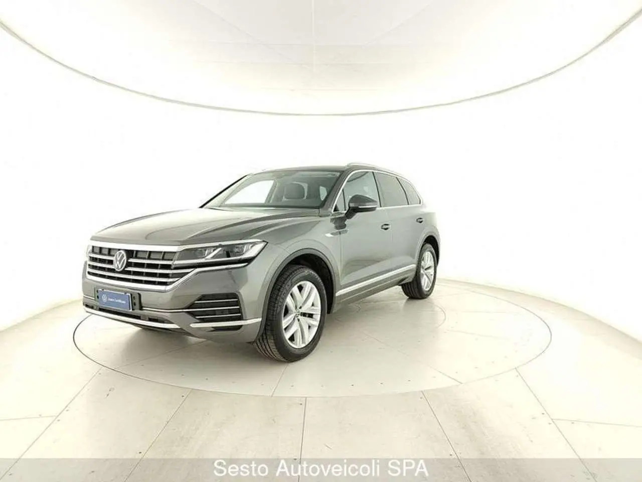 Photo 1 : Volkswagen Touareg 2022 Diesel