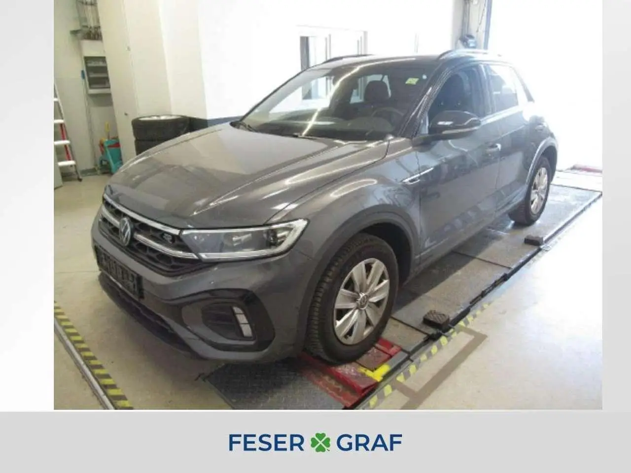 Photo 1 : Volkswagen T-roc 2024 Essence