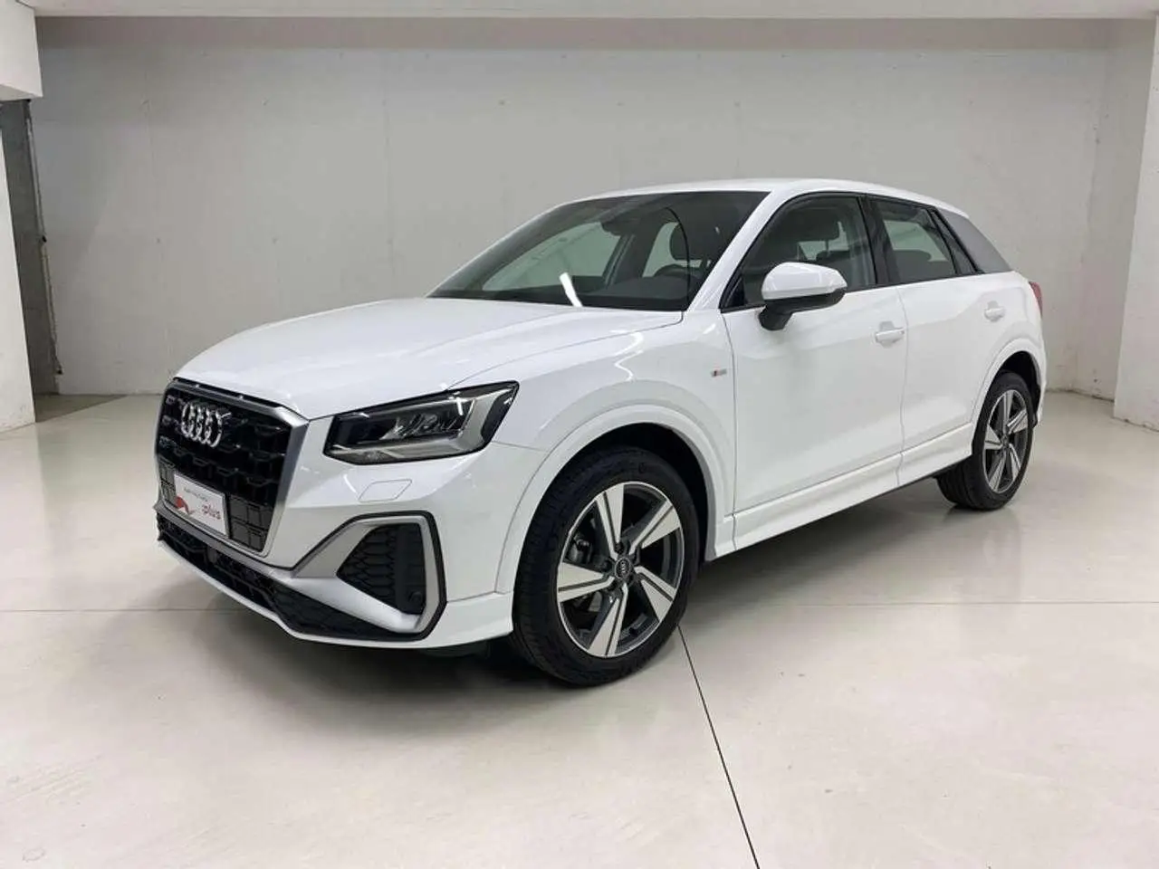 Photo 1 : Audi Q2 2021 Petrol