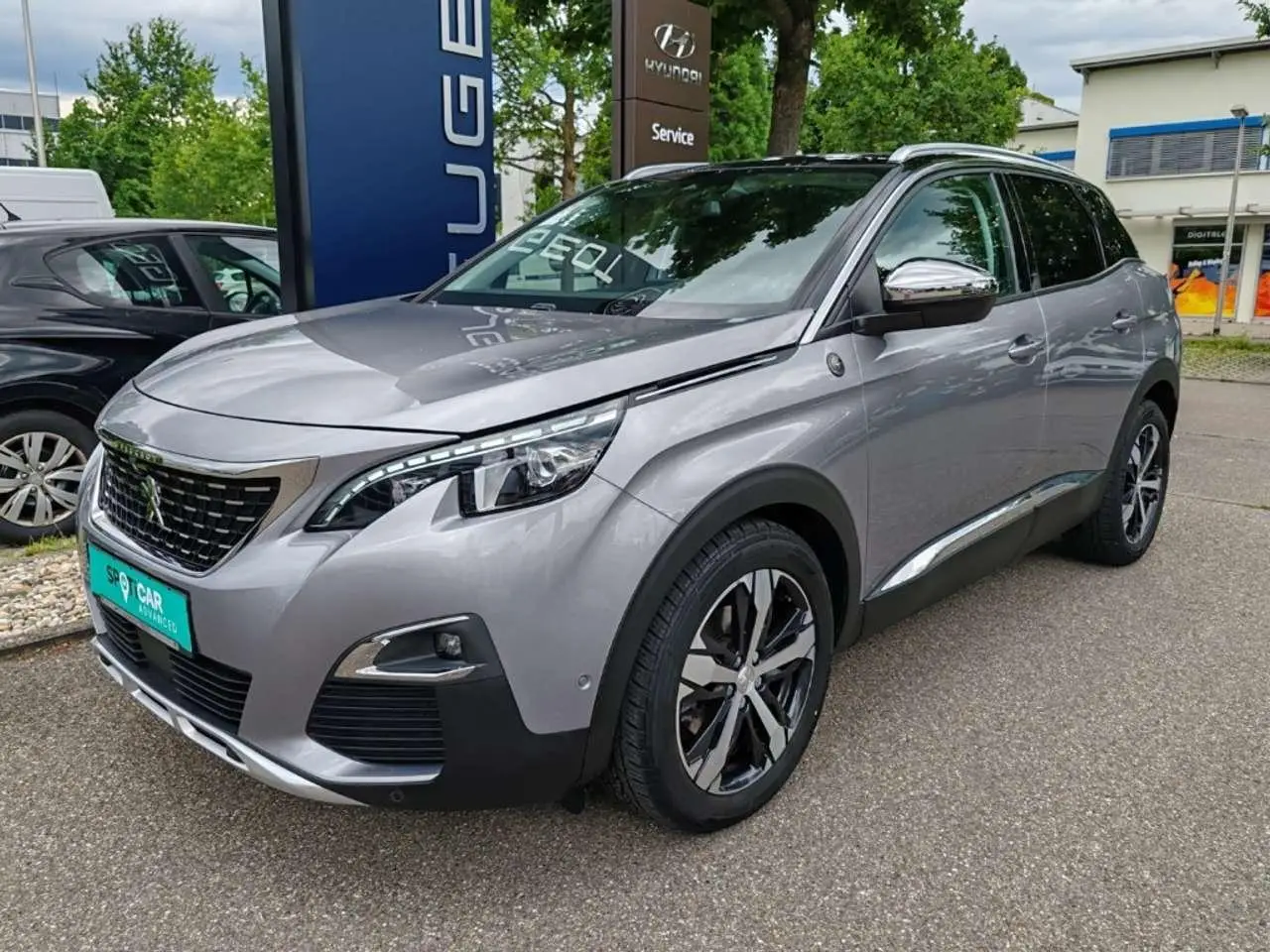 Photo 1 : Peugeot 3008 2019 Essence