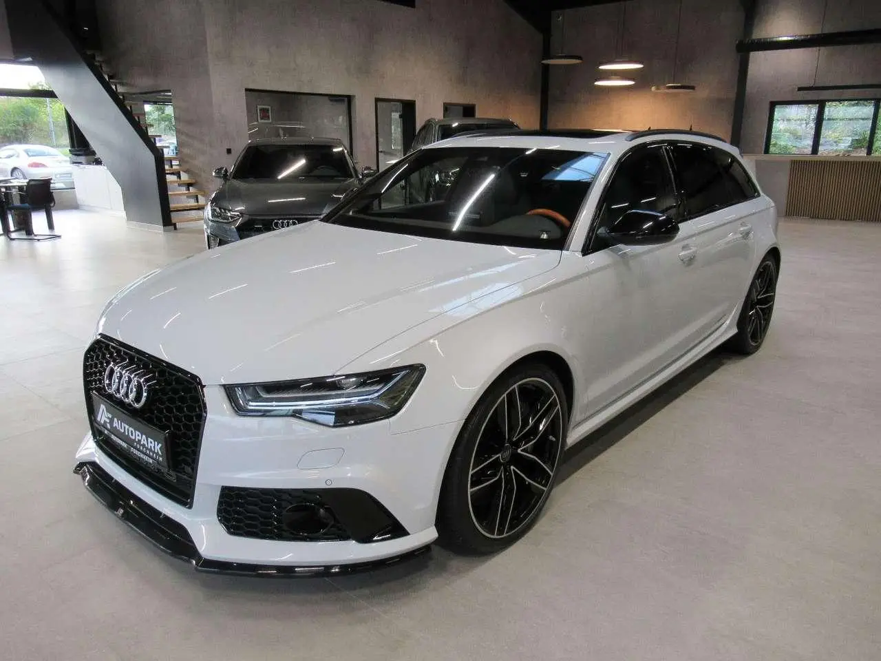 Photo 1 : Audi Rs6 2018 Petrol