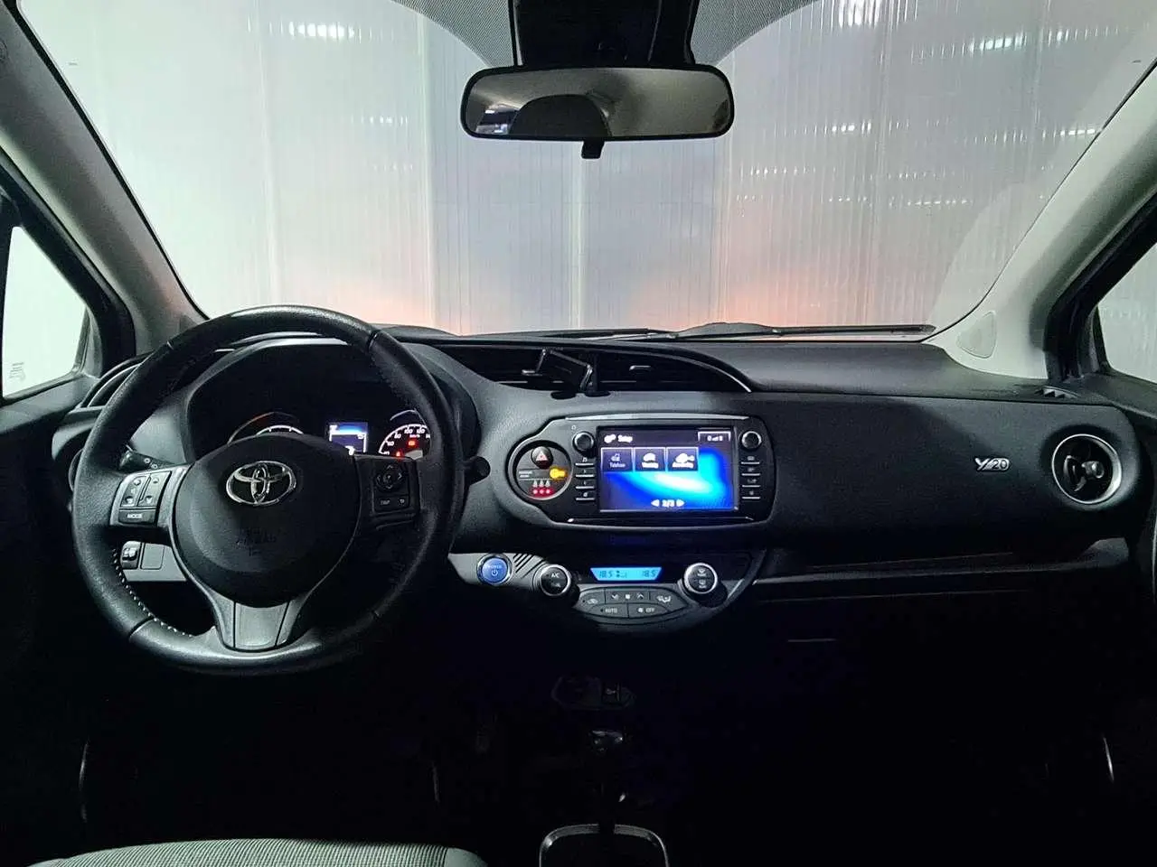 Photo 1 : Toyota Yaris 2020 Hybrid