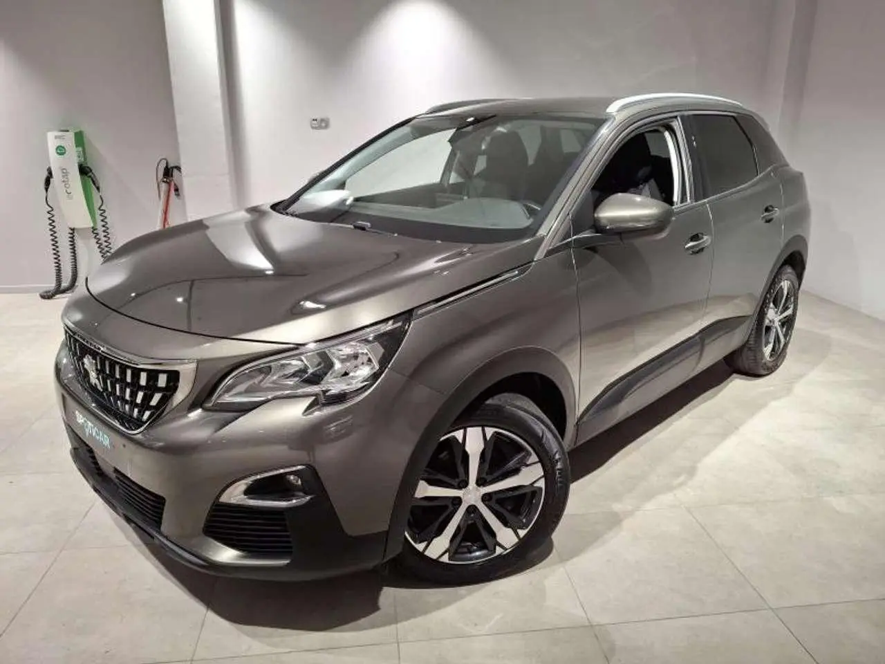 Photo 1 : Peugeot 3008 2017 Petrol