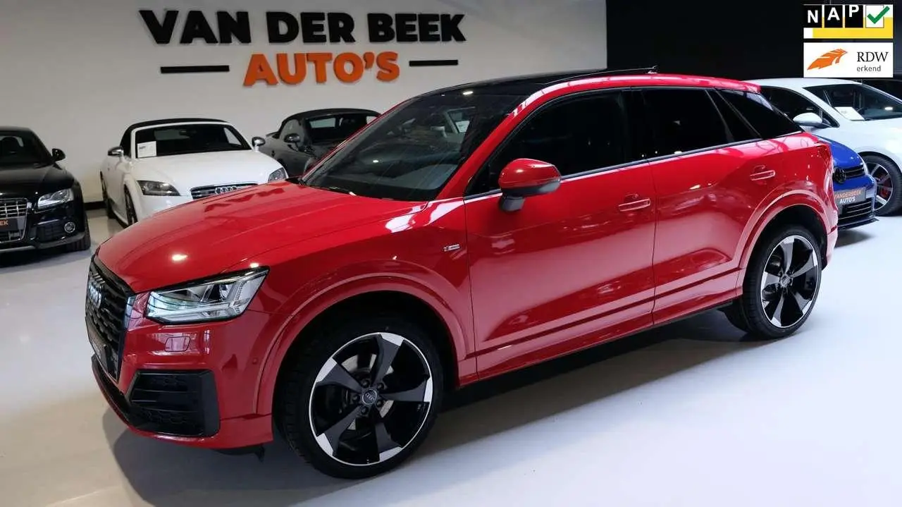 Photo 1 : Audi Q2 2019 Petrol