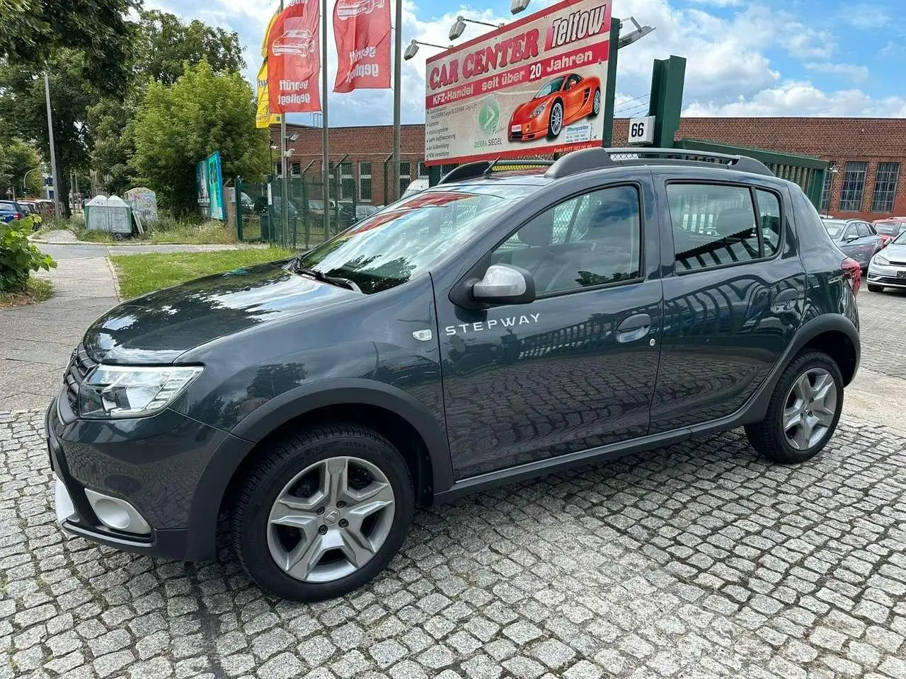 Photo 1 : Dacia Sandero 2019 Petrol