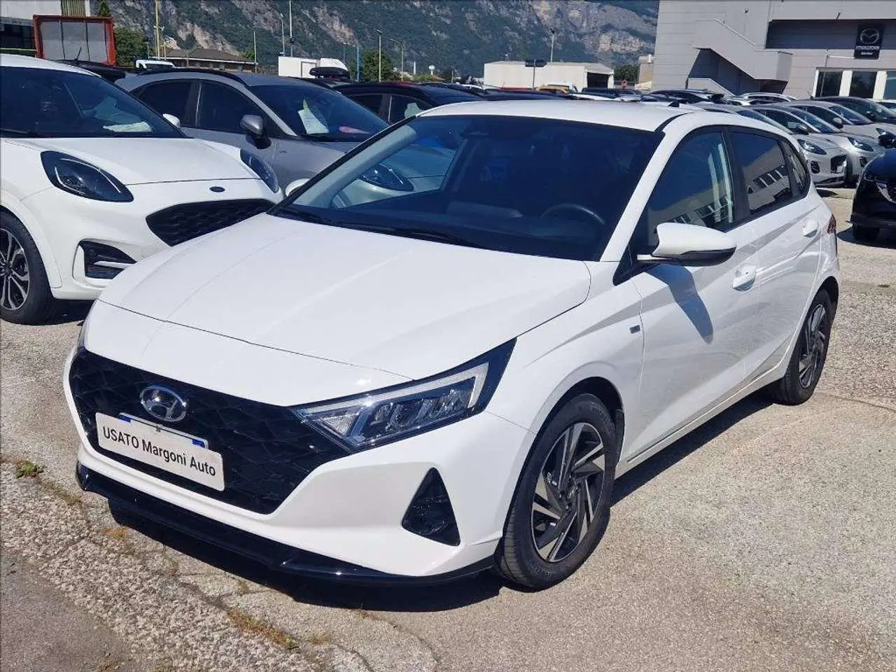 Photo 1 : Hyundai I20 2023 Hybride