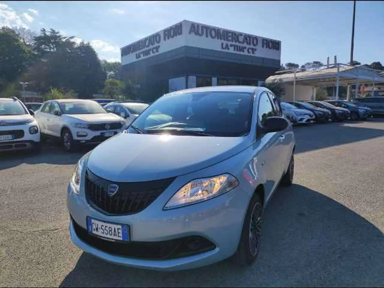 Photo 1 : Lancia Ypsilon 2024 Hybrid