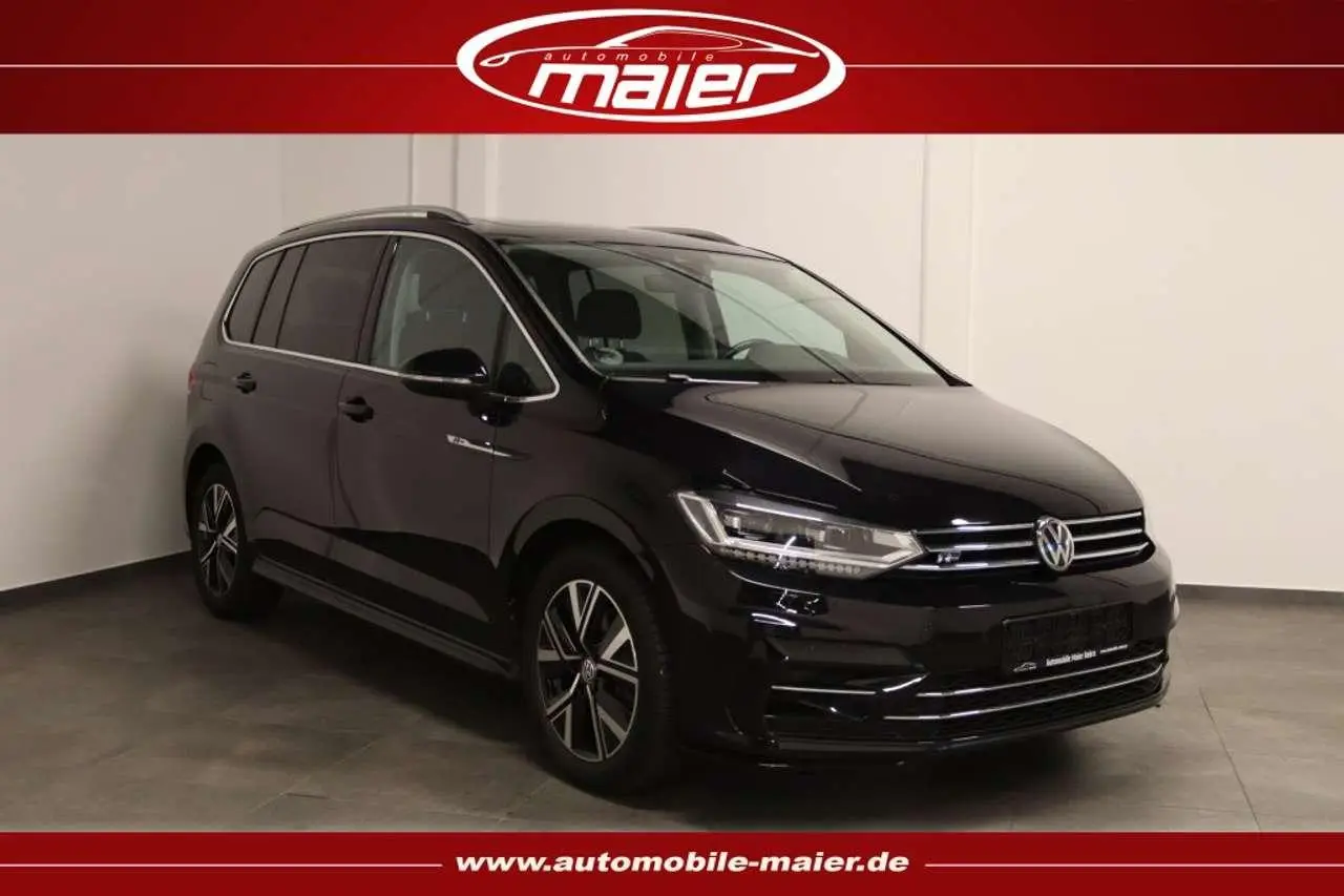 Photo 1 : Volkswagen Touran 2020 Essence