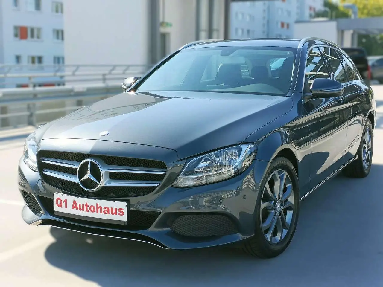 Photo 1 : Mercedes-benz Classe C 2016 Petrol