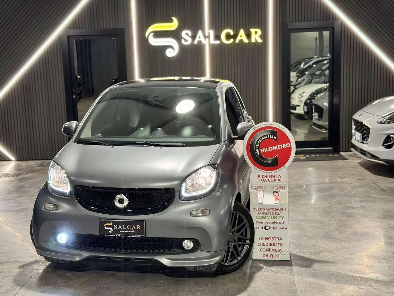 Photo 1 : Smart Fortwo 2017 Petrol