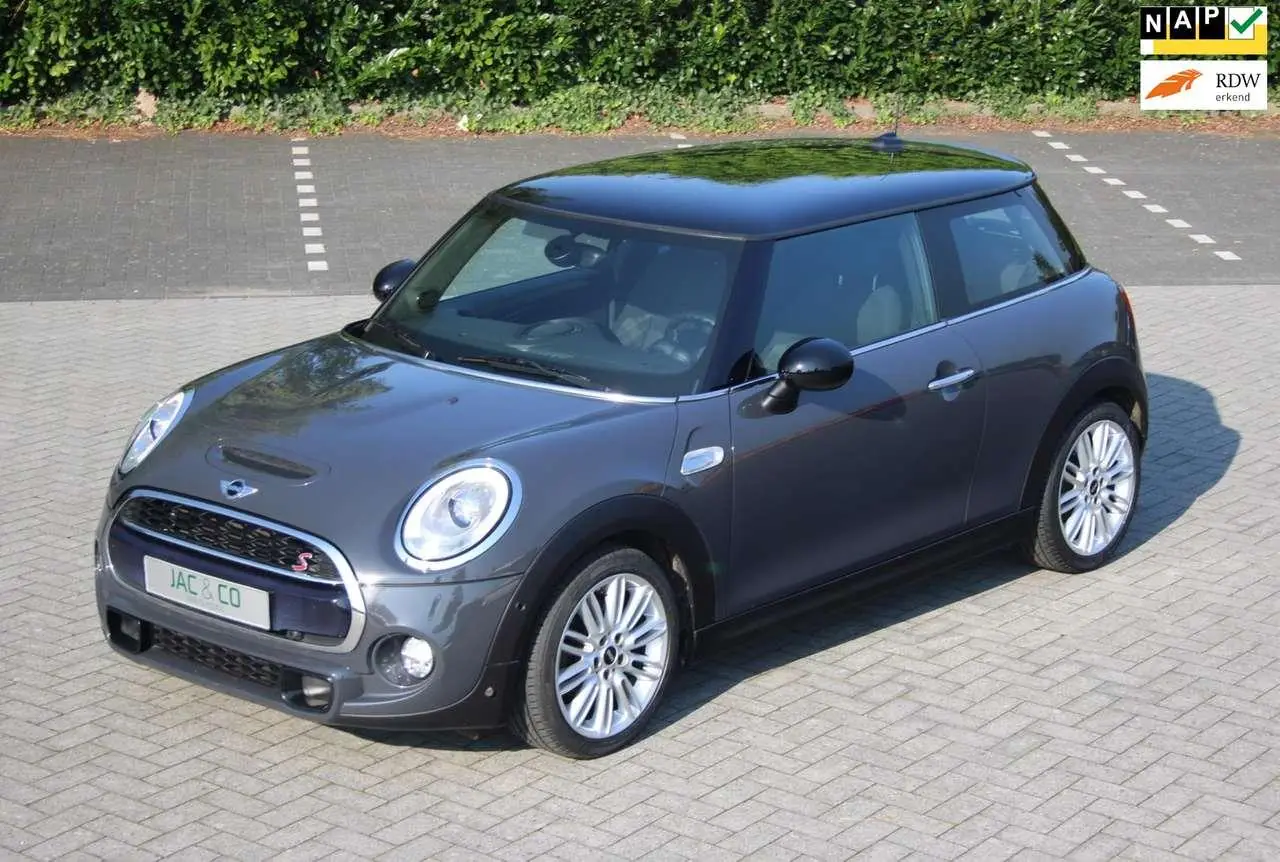 Photo 1 : Mini Cooper 2015 Petrol