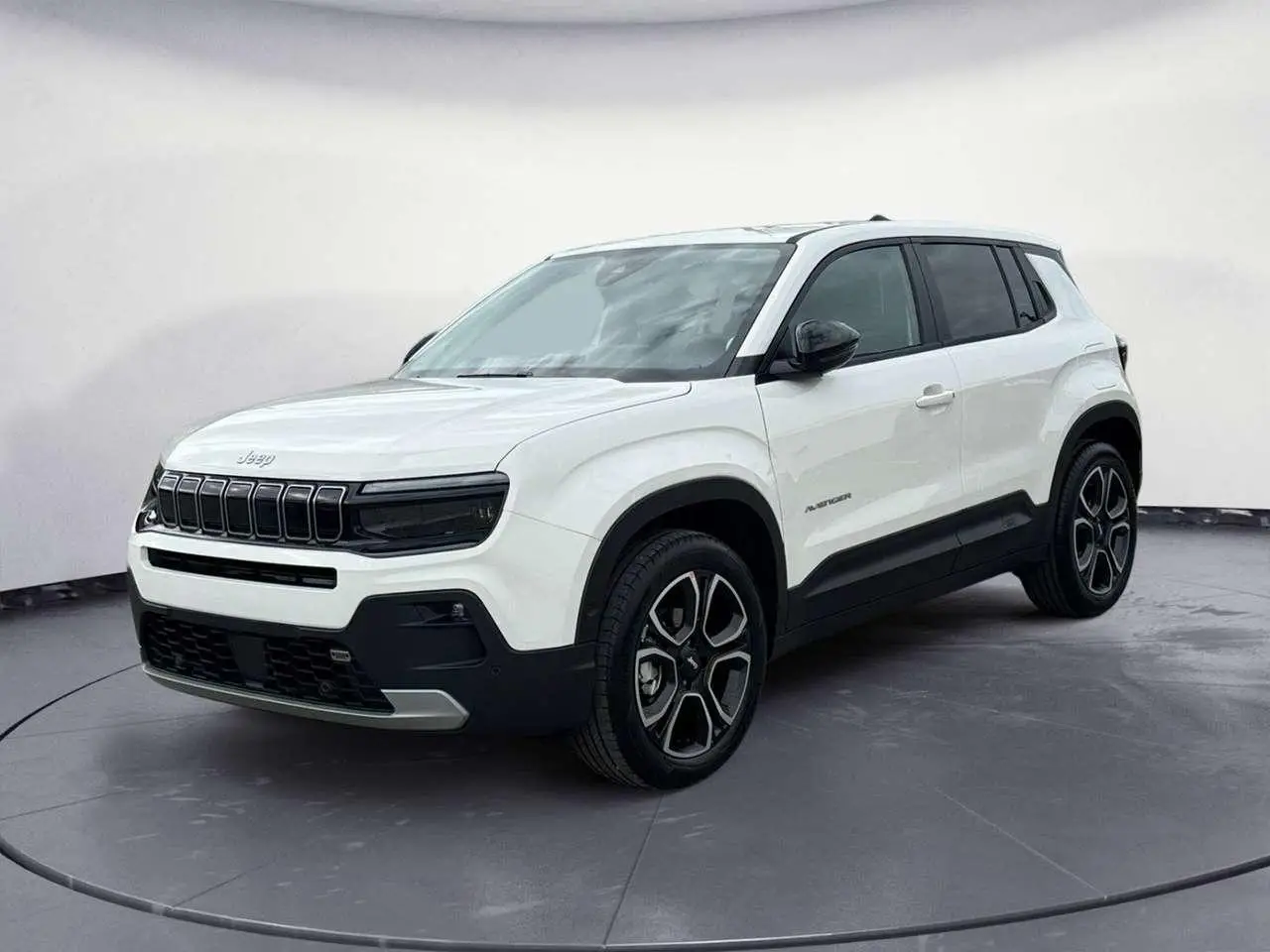 Photo 1 : Jeep Avenger 2024 Petrol