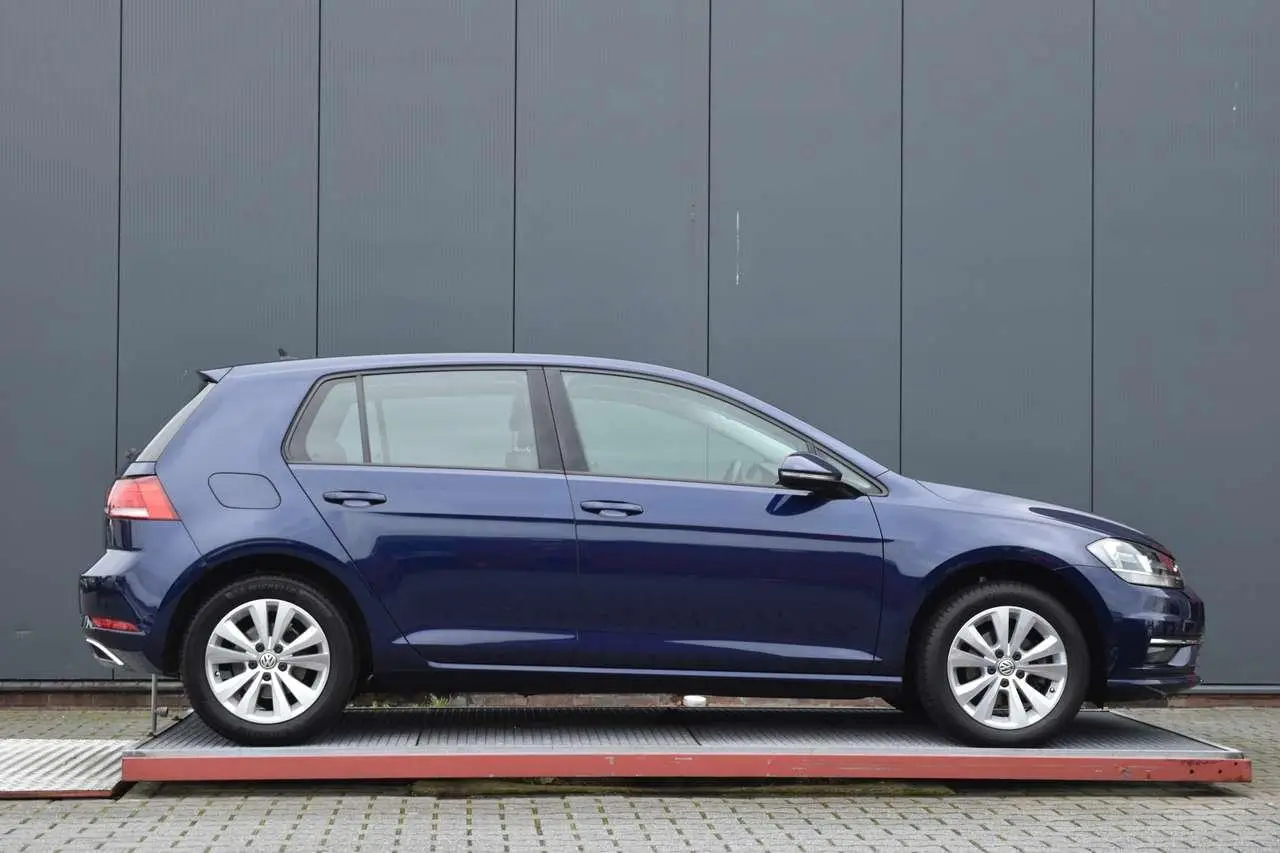 Photo 1 : Volkswagen Golf 2019 Petrol