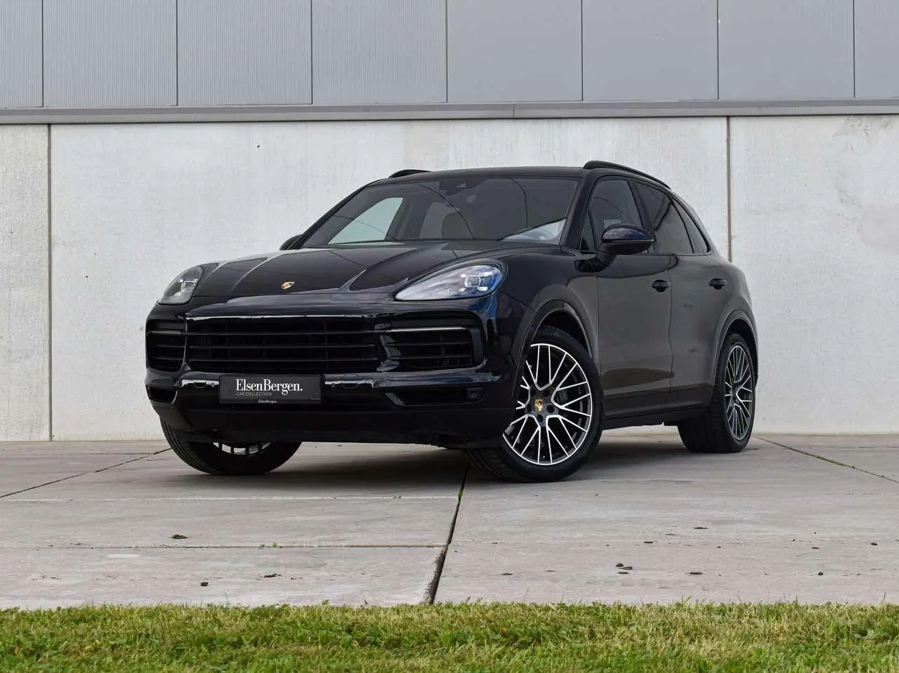 Photo 1 : Porsche Cayenne 2018 Essence