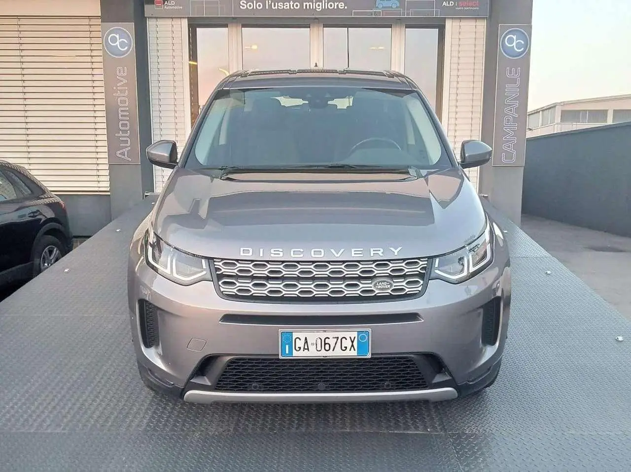 Photo 1 : Land Rover Discovery 2020 Hybrid