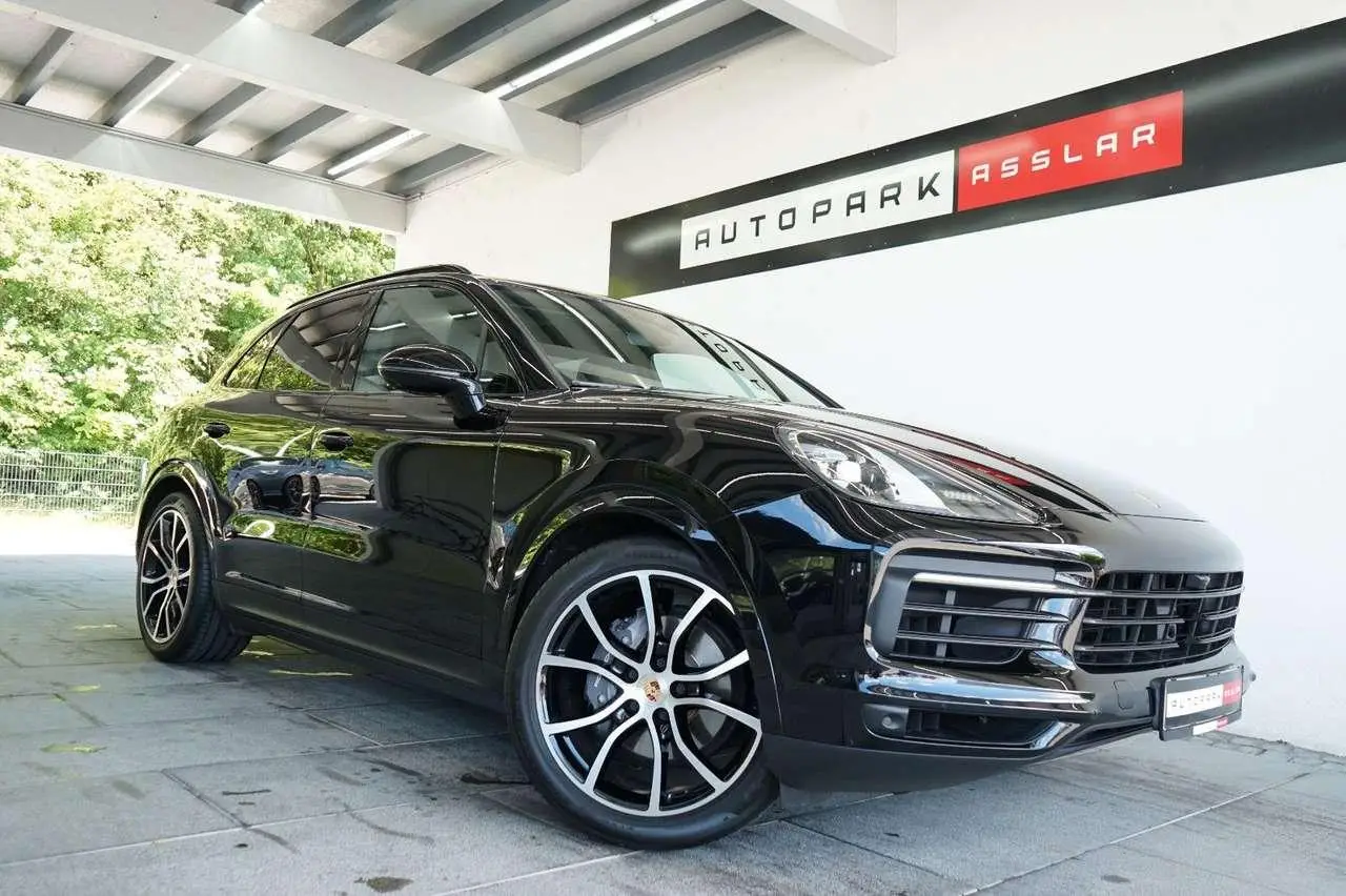 Photo 1 : Porsche Cayenne 2019 Petrol