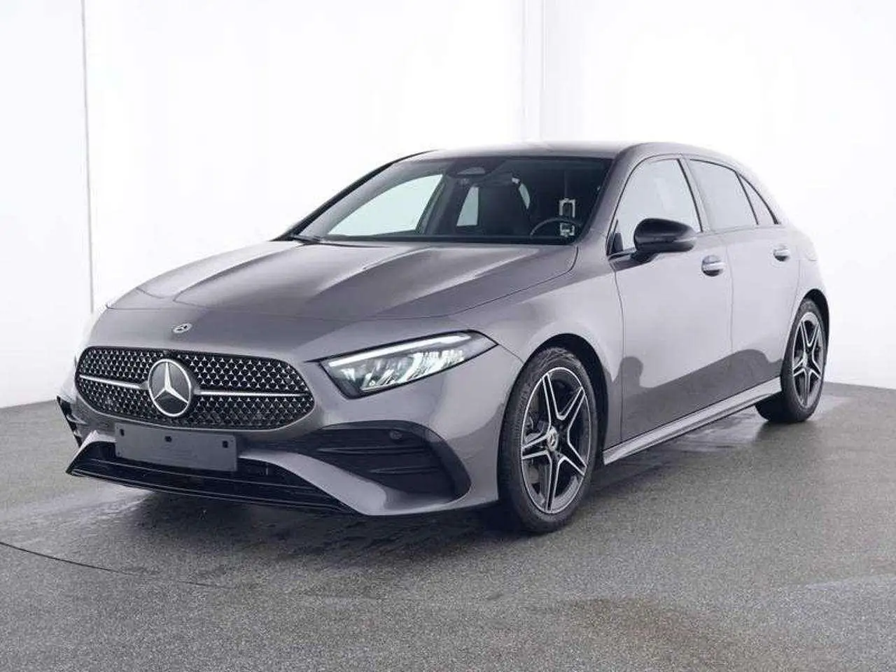 Photo 1 : Mercedes-benz Classe A 2023 Hybrid