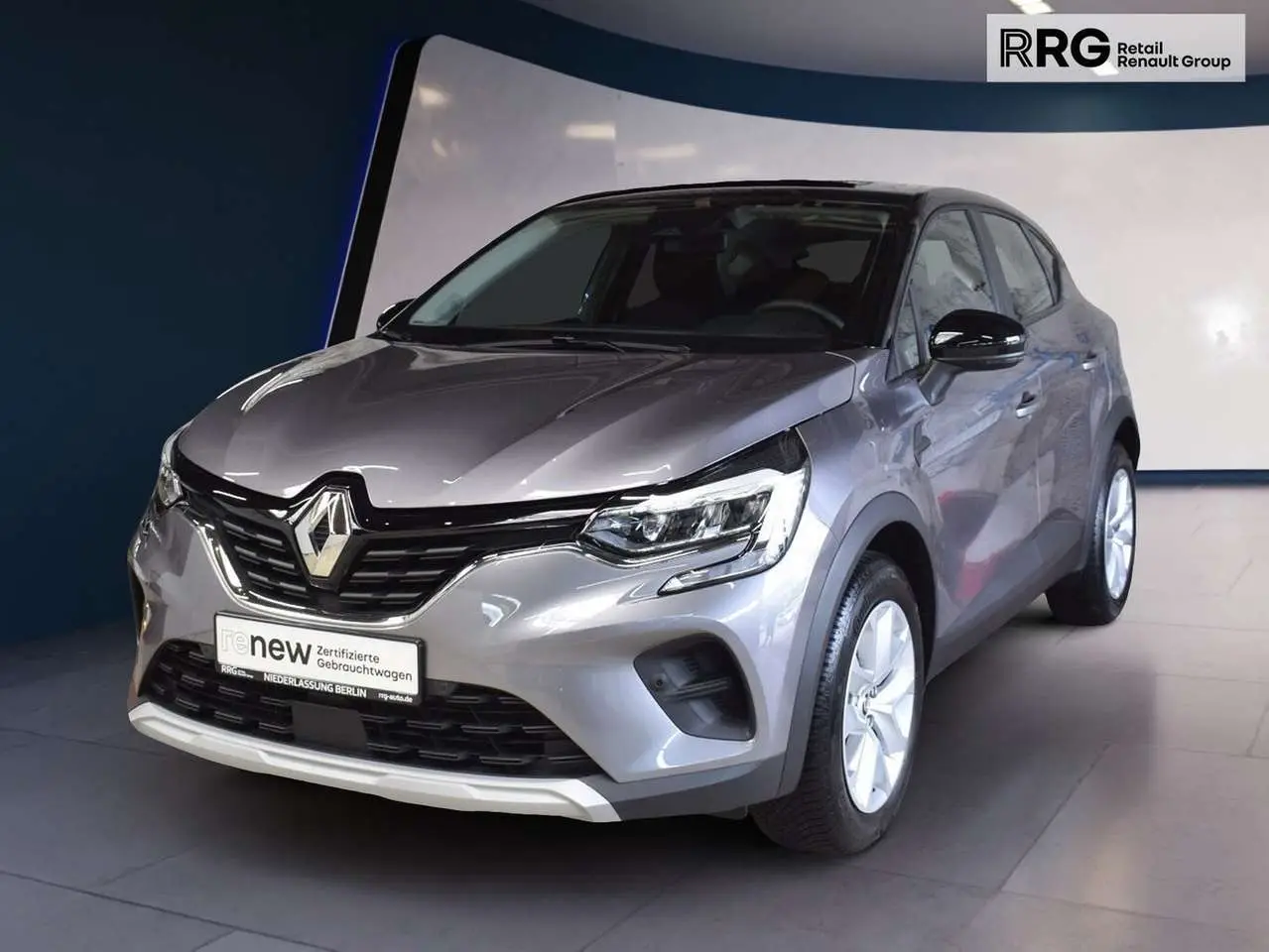 Photo 1 : Renault Captur 2023 Petrol