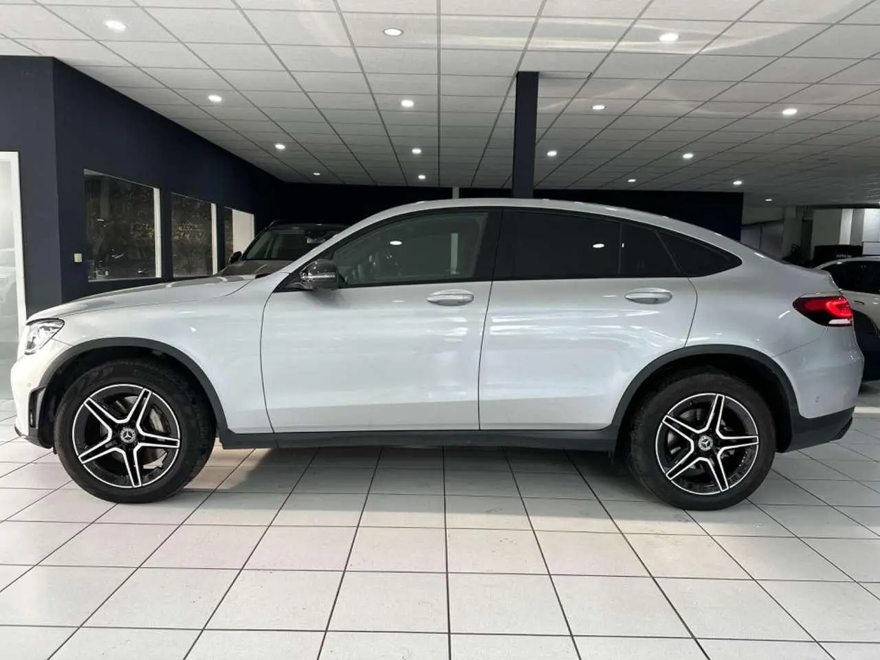 Photo 1 : Mercedes-benz Classe Glc 2022 Hybride