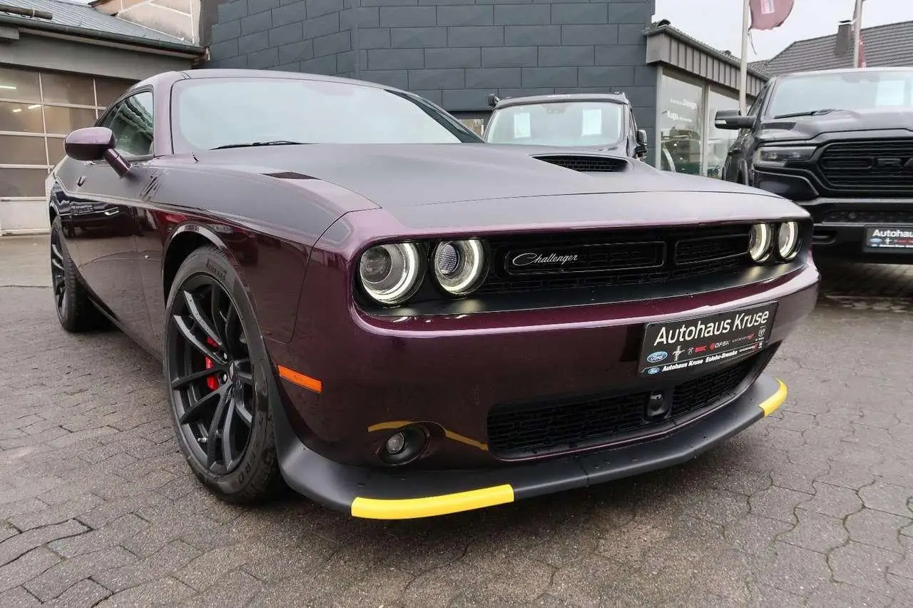 Photo 1 : Dodge Challenger 2023 Essence