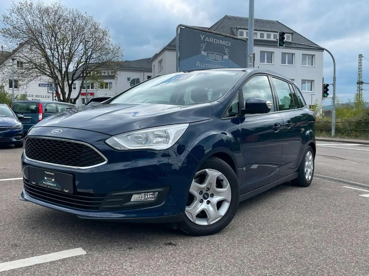 Photo 1 : Ford Grand C-max 2019 Essence